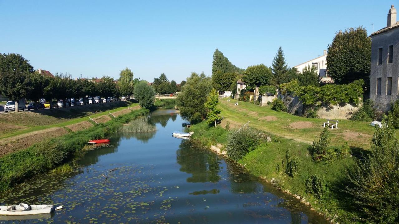 Doubs Séjour - Maison de vacances Verdun-sur-le-Doubs Exterior foto