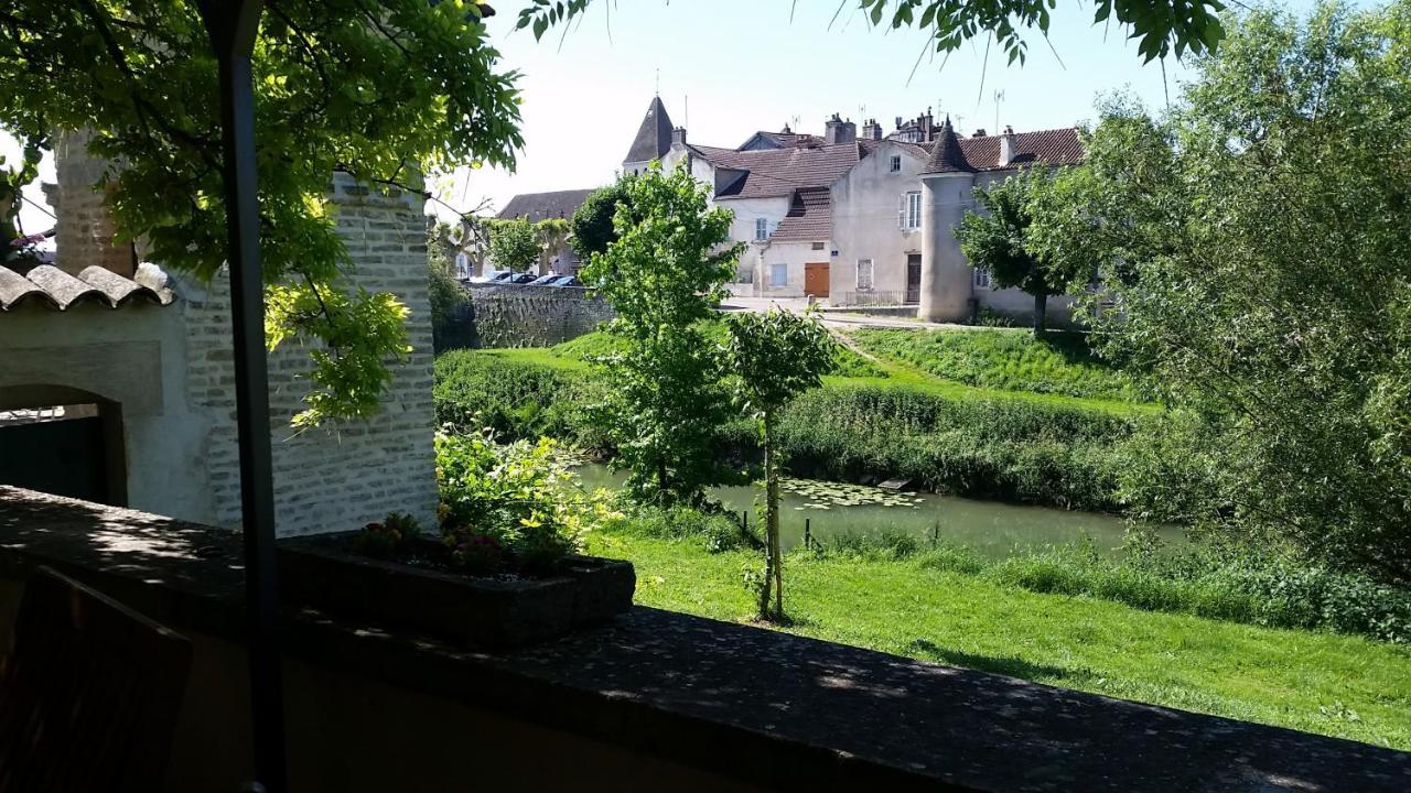 Doubs Séjour - Maison de vacances Verdun-sur-le-Doubs Exterior foto