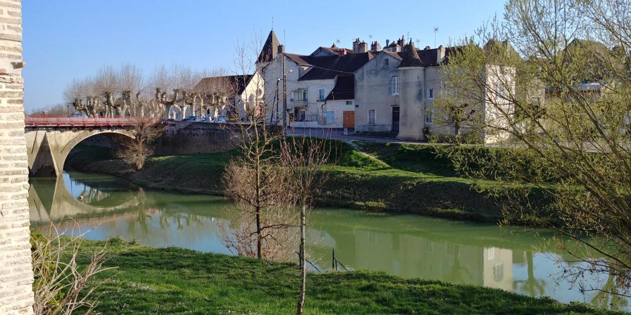 Doubs Séjour - Maison de vacances Verdun-sur-le-Doubs Exterior foto